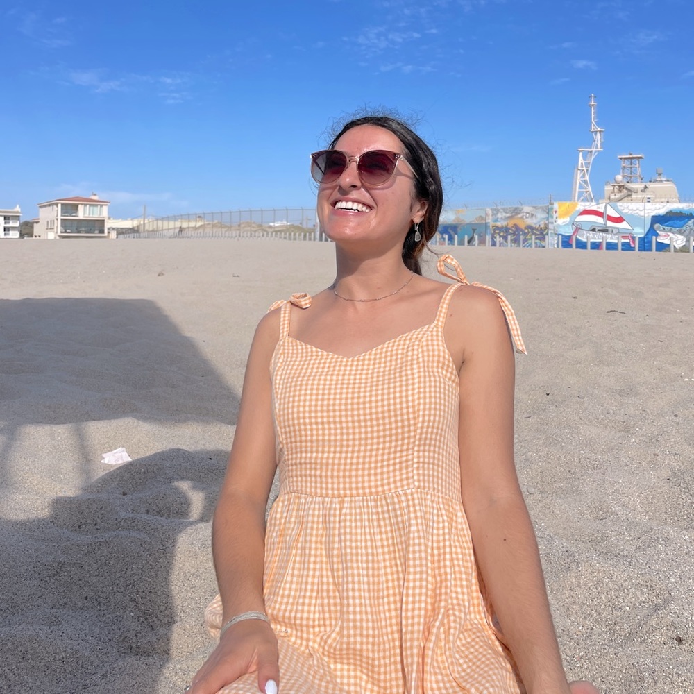 Meet your Posher, Raquel